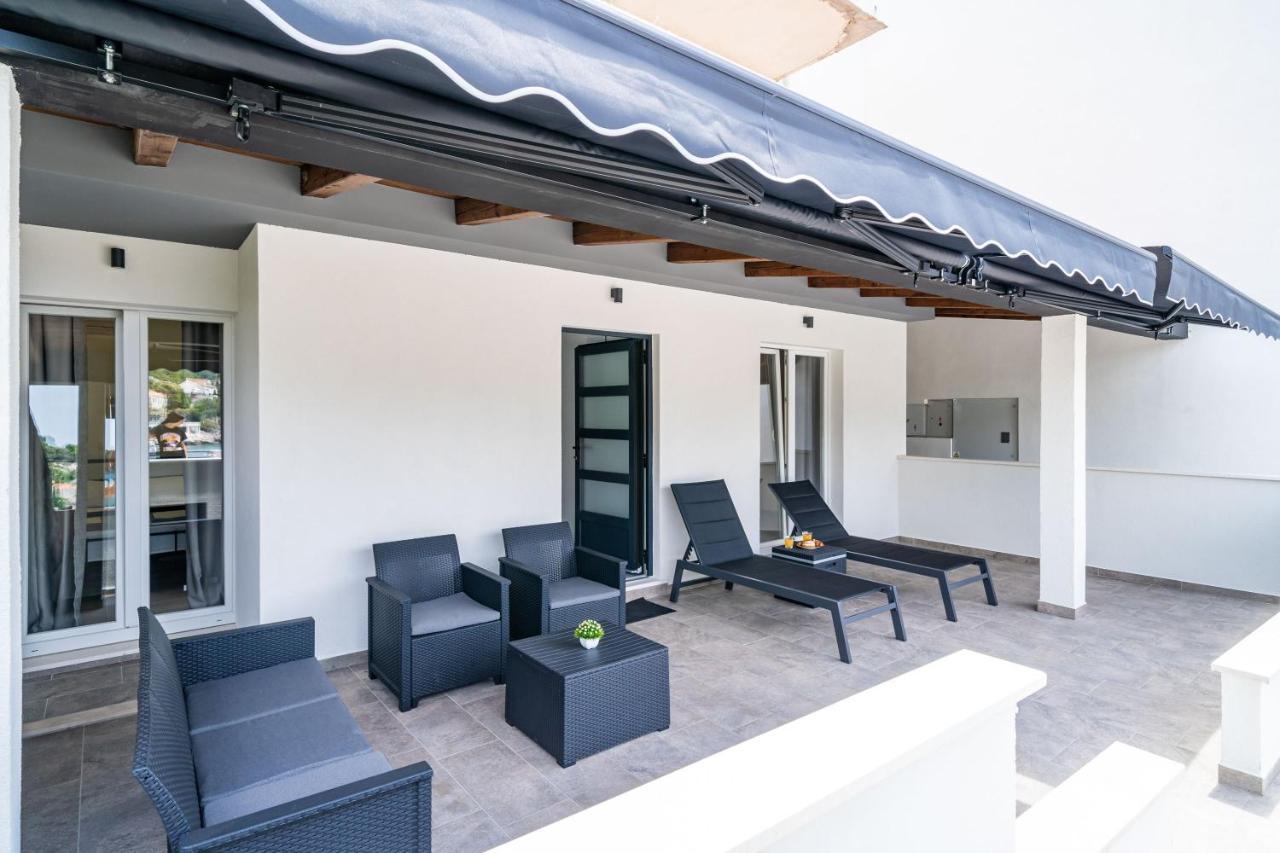 Hidden Gem Apartment Молунат Екстер'єр фото