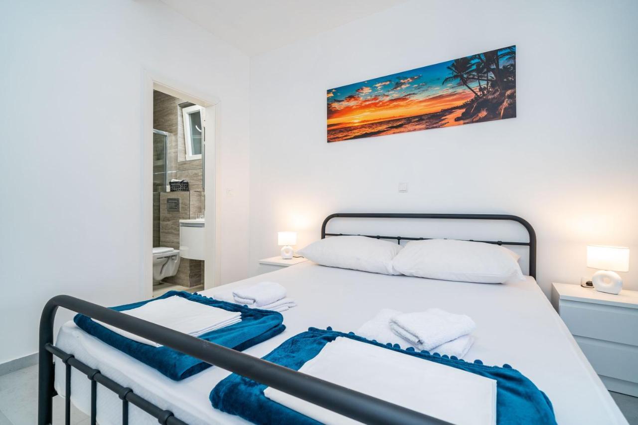 Hidden Gem Apartment Молунат Екстер'єр фото