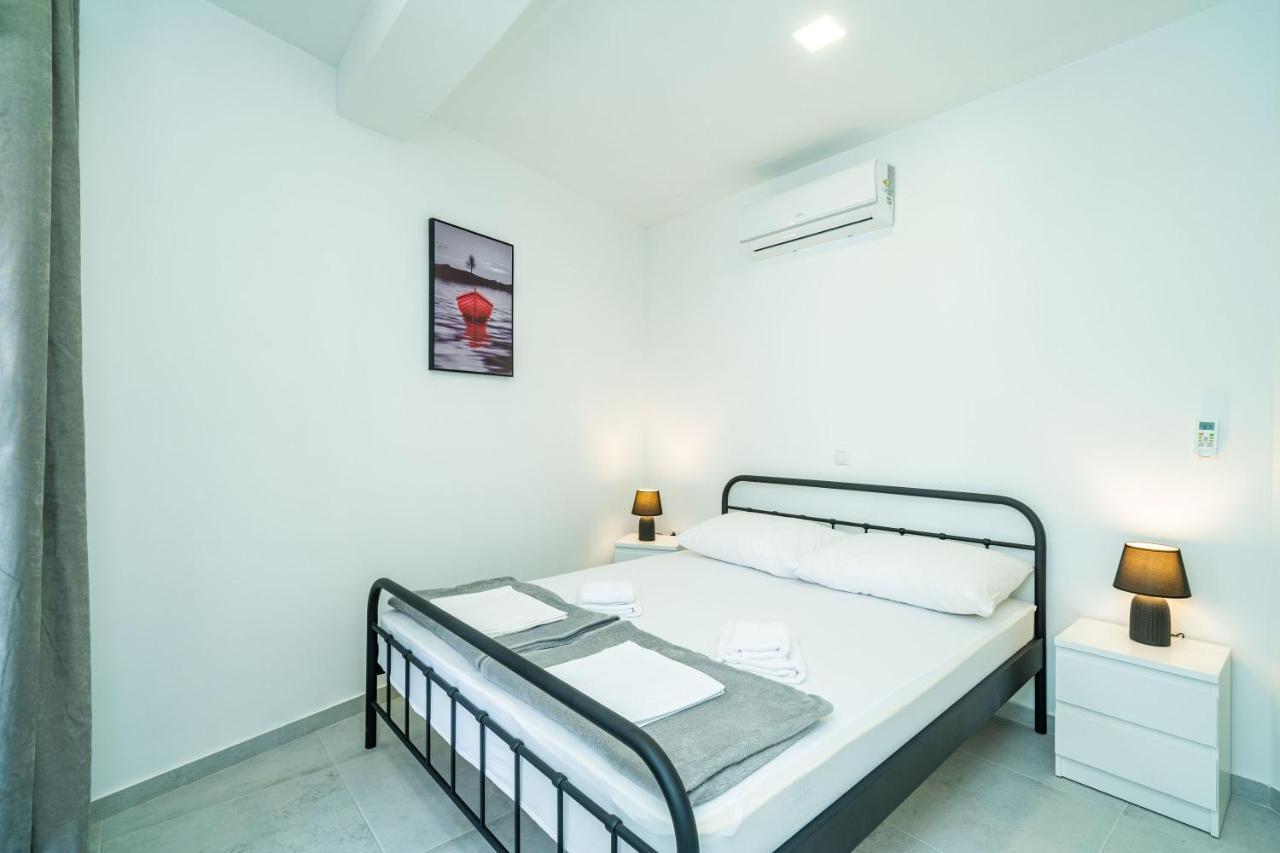 Hidden Gem Apartment Молунат Екстер'єр фото