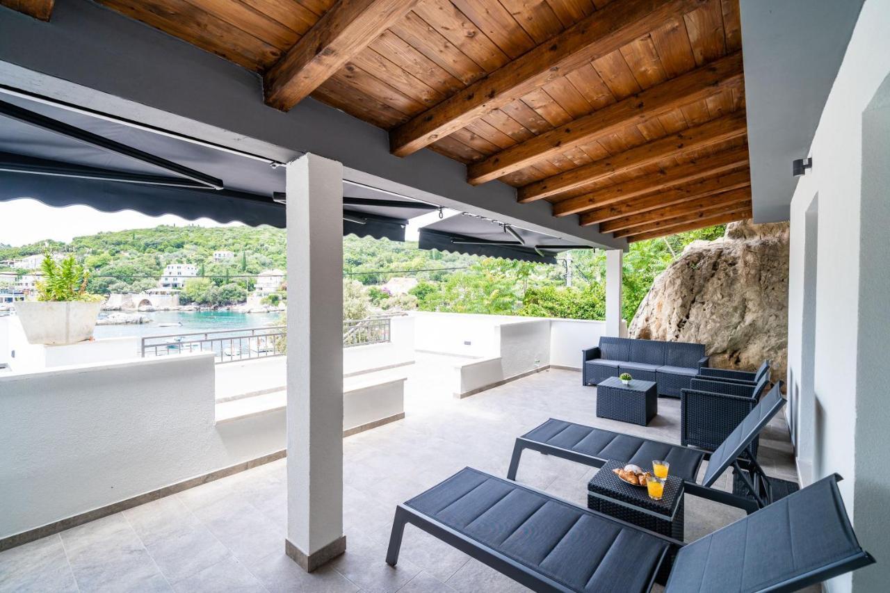 Hidden Gem Apartment Молунат Екстер'єр фото
